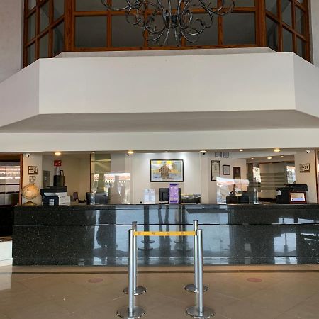 Fastos Hotel Монтерей Екстериор снимка