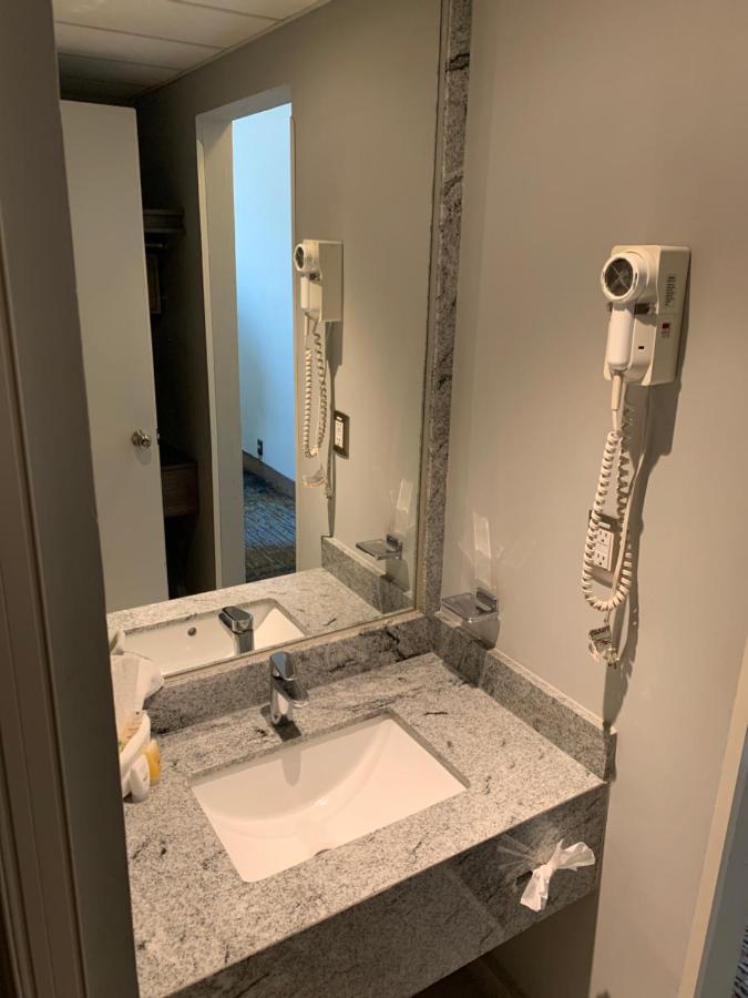 Fastos Hotel Монтерей Екстериор снимка